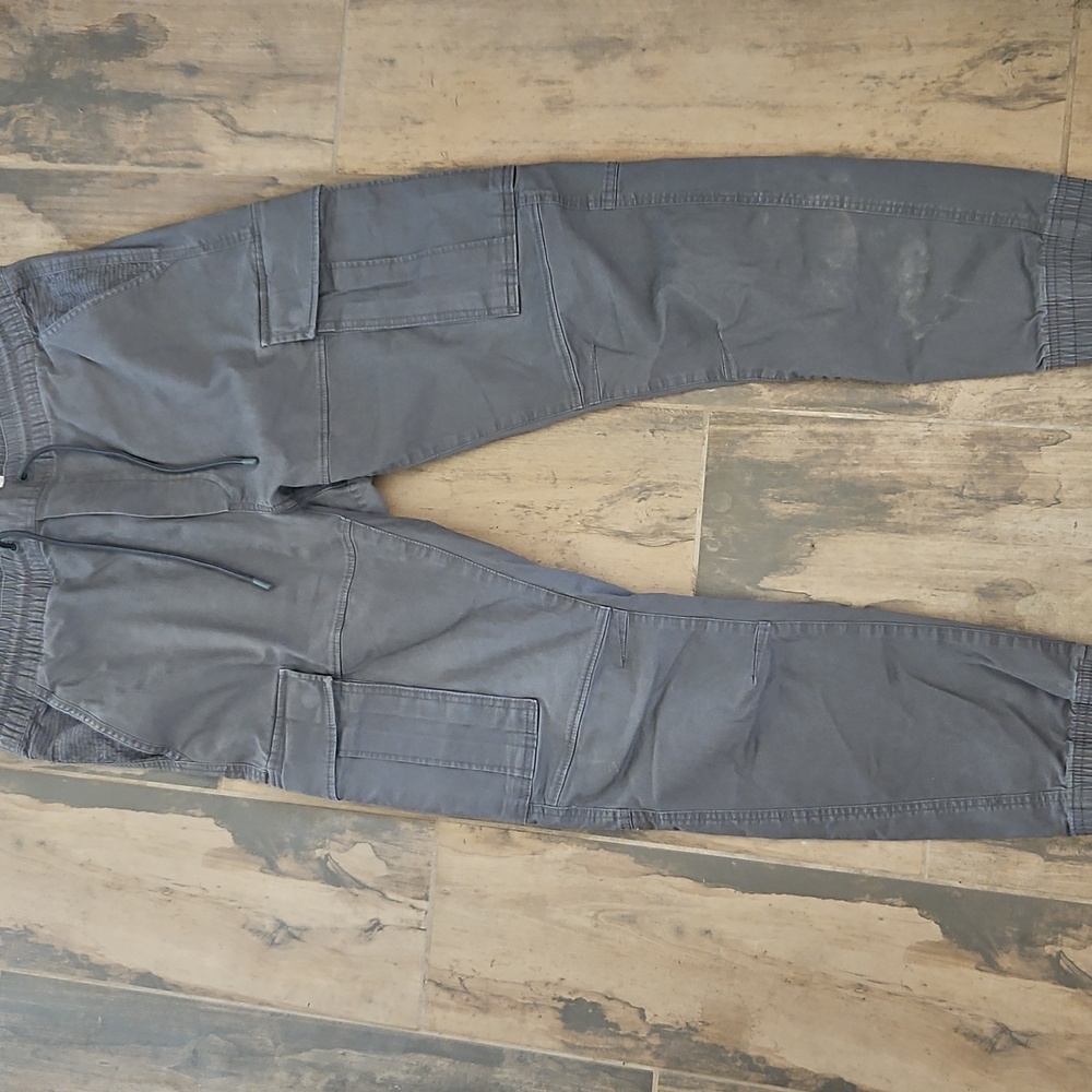 H&M Charcoal Cargo Pants for Men Size LARGE